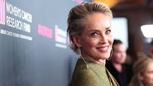 Biographie : sharon stone, une icône hollywoodienne au parcours fascinant